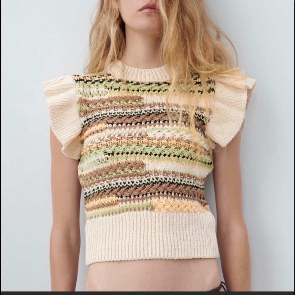Zara knit top size s with tag